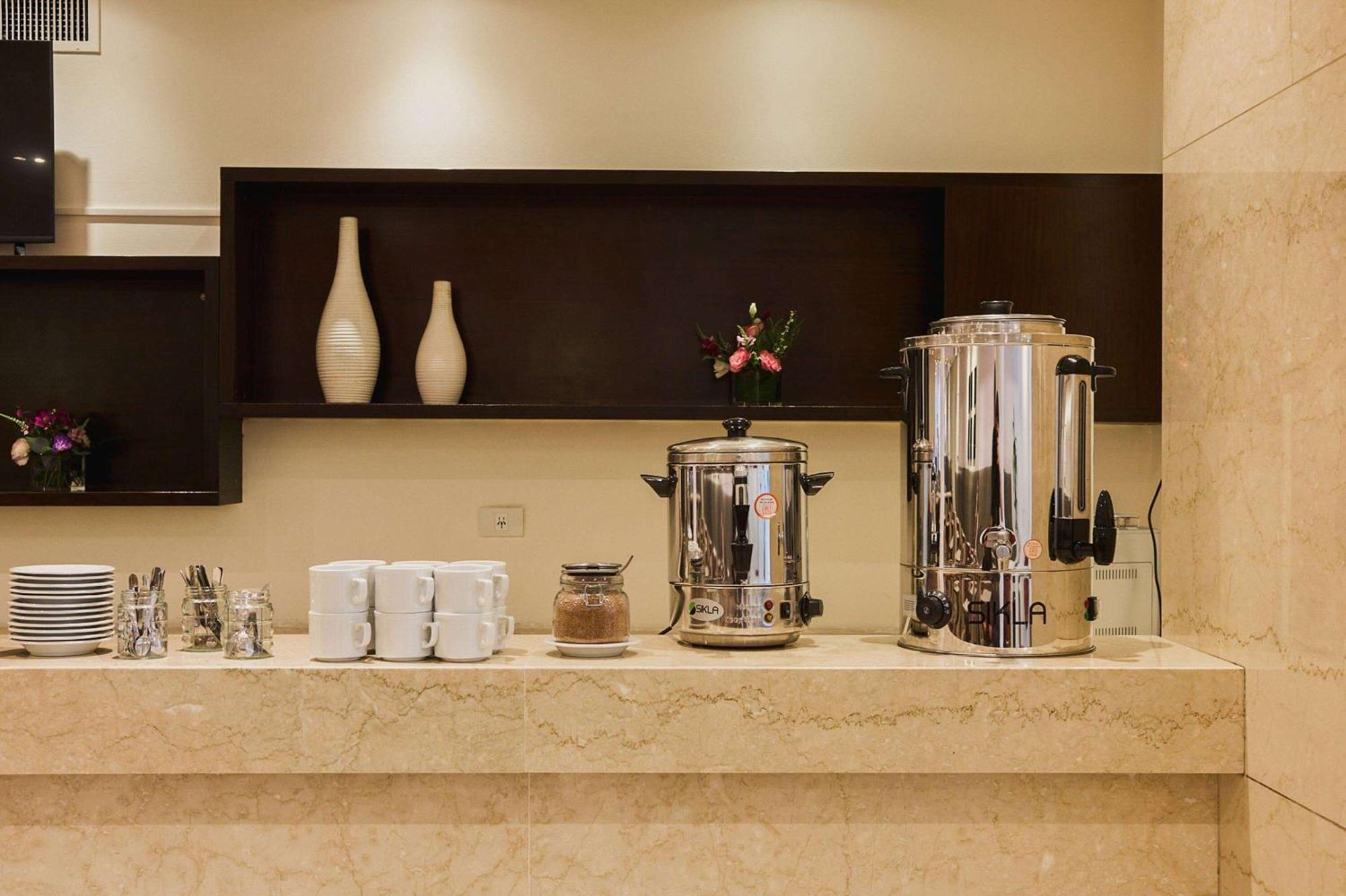 Dazzler By Wyndham Buenos Aires San Martin Hotell Eksteriør bilde