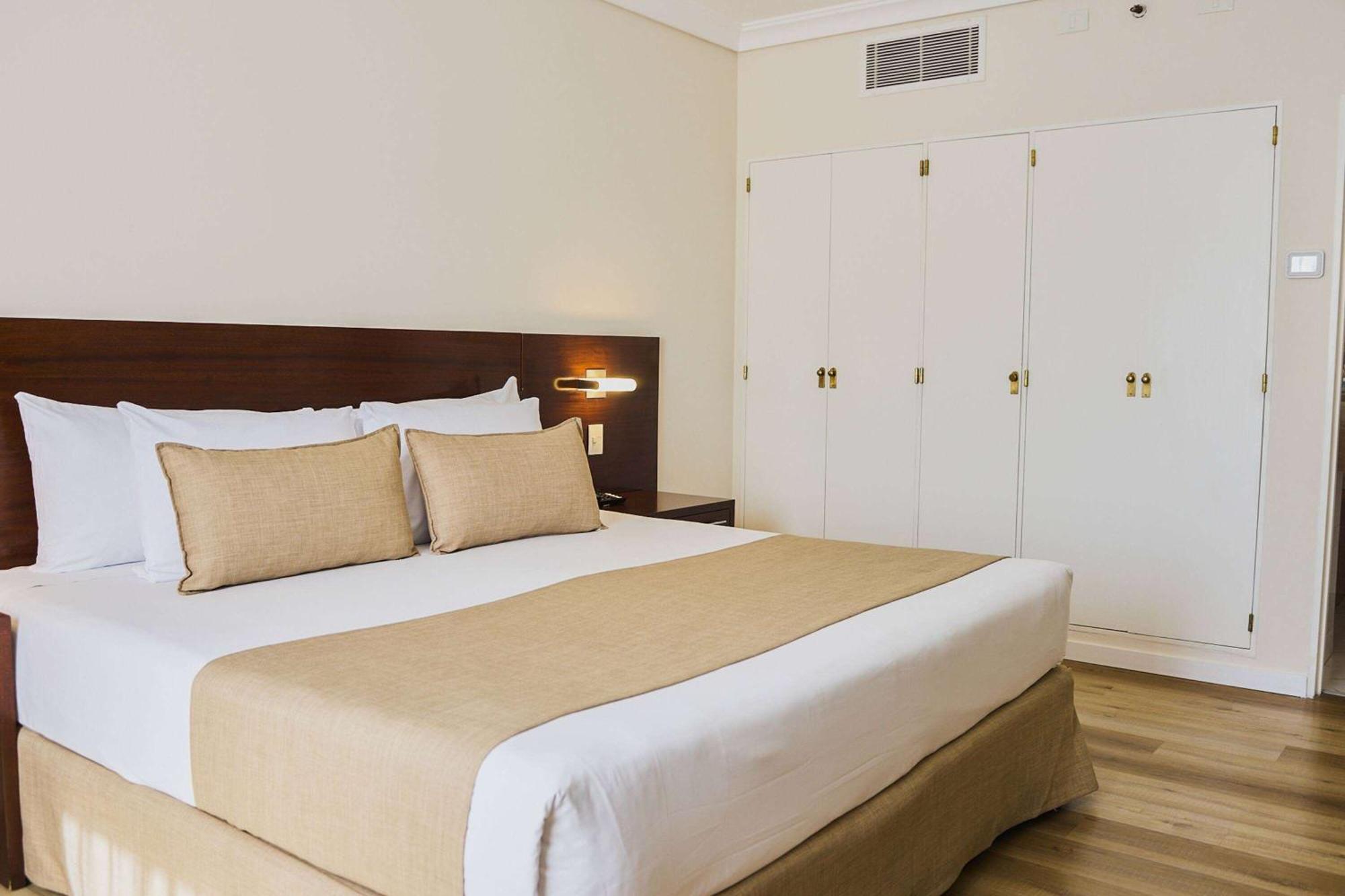 Dazzler By Wyndham Buenos Aires San Martin Hotell Eksteriør bilde
